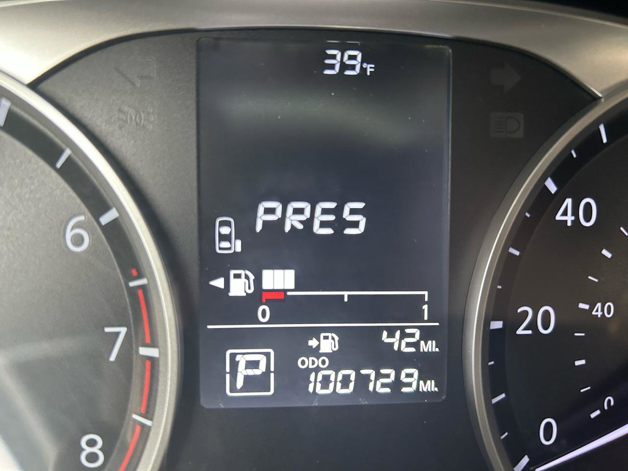 Used 2020 Nissan Kicks S FWD image 21
