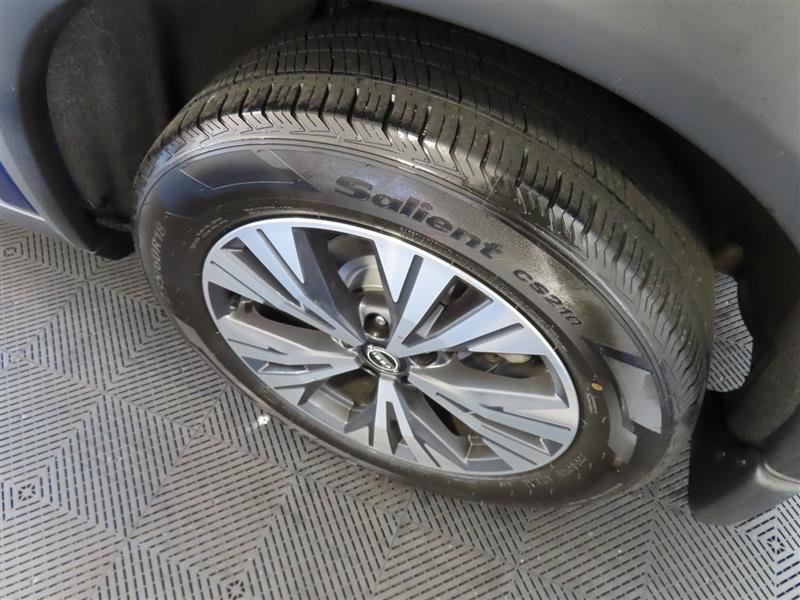 Used 2023 Nissan Rogue SV AWD/4WD image 7