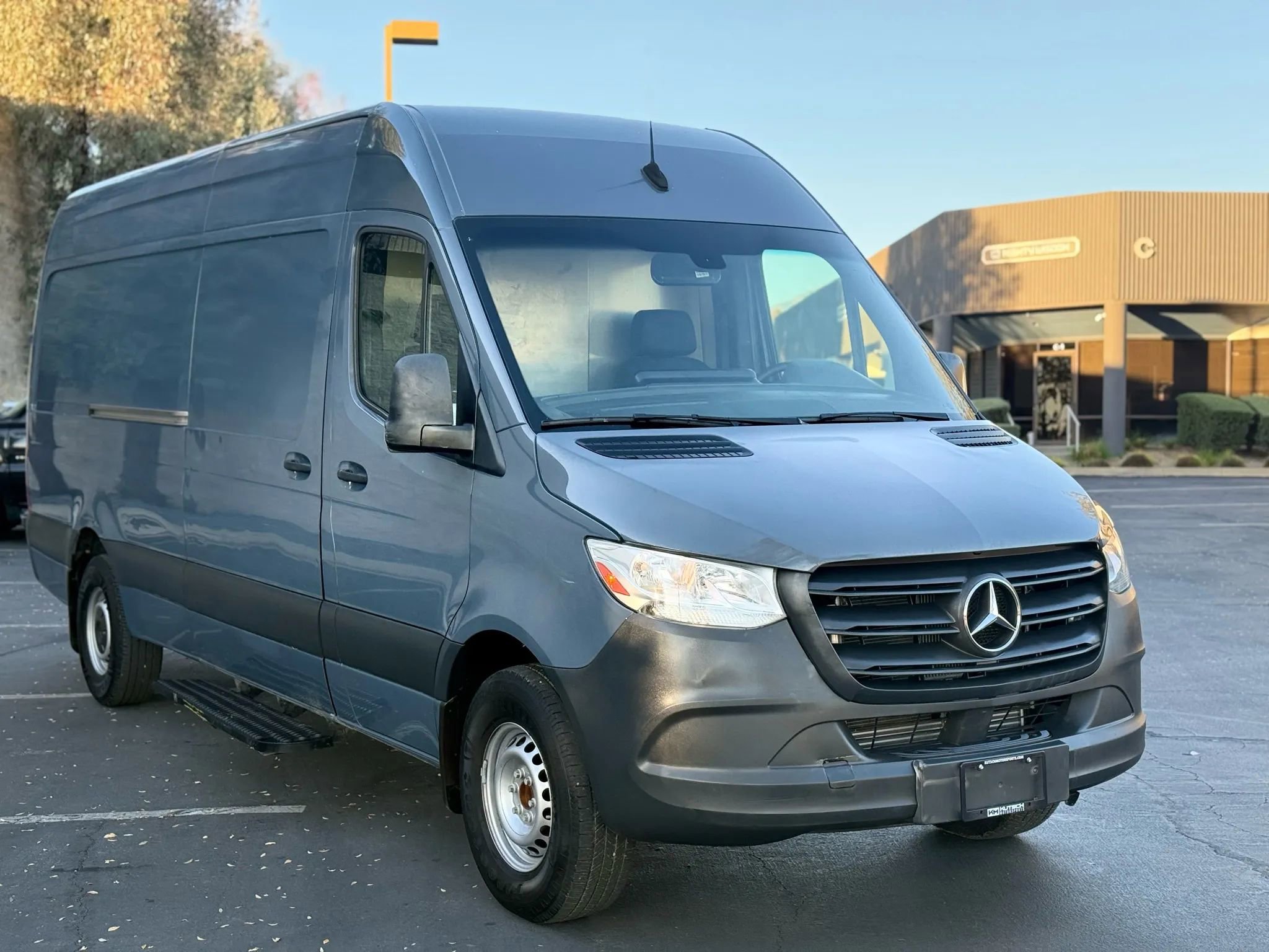 Used 2019 Mercedes-Benz Sprinter 170 image 2