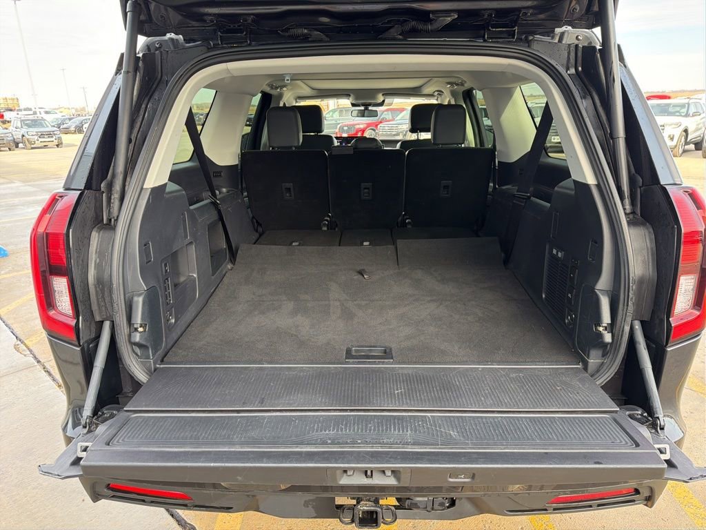 Used 2025 Ford Expedition Max Active AWD/4WD image 26