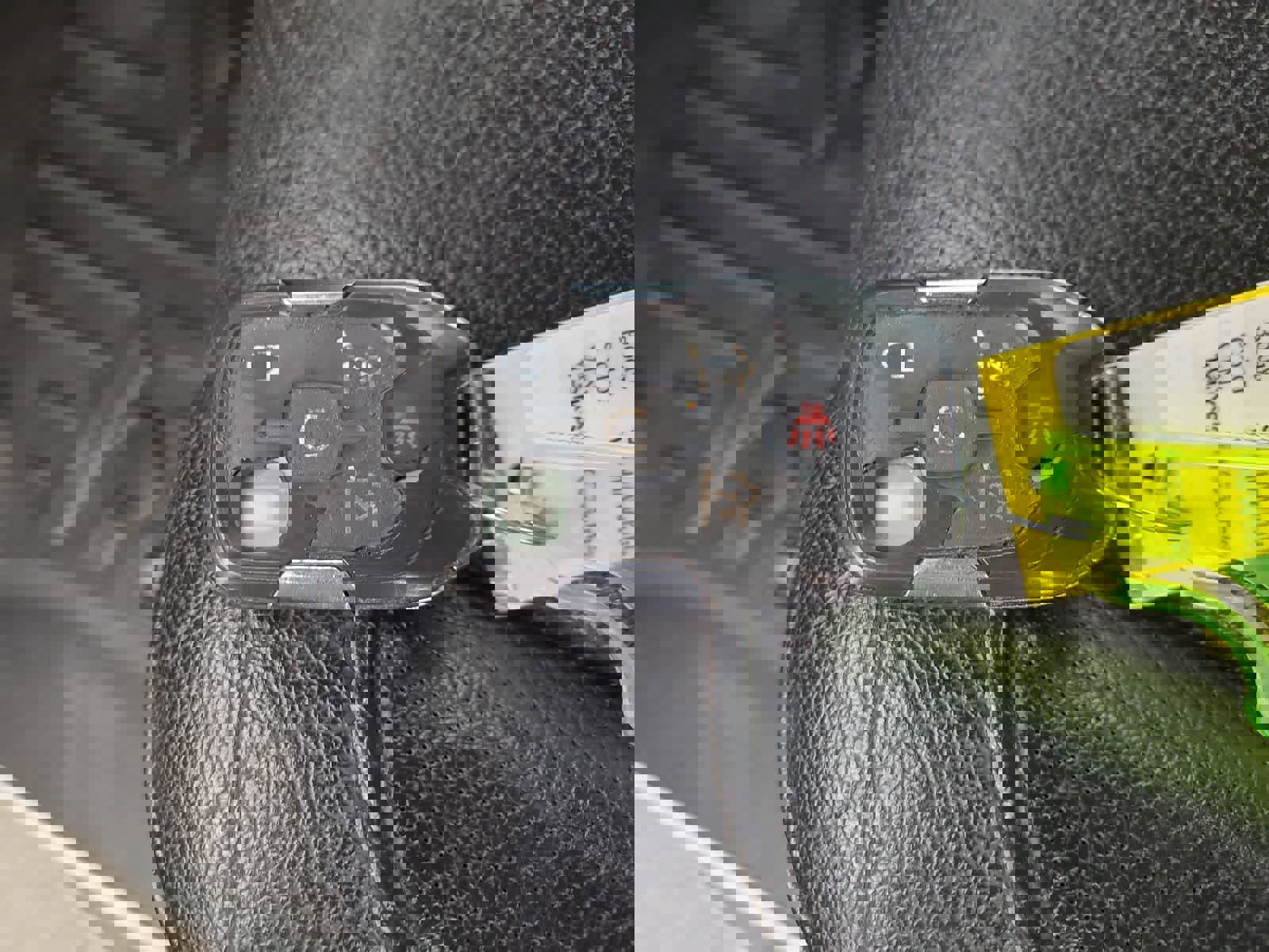 Used 2020 GMC Yukon SLT image 28