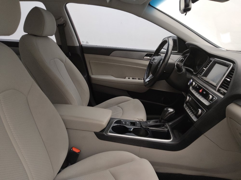 Used 2019 Hyundai Sonata SEL w/ Tech Package 02 FWD image 21