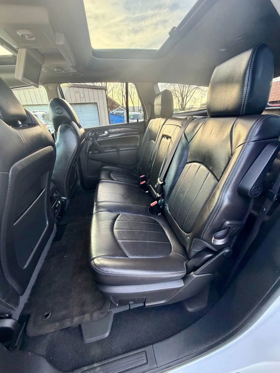 Used 2016 Buick Enclave Leather image 23