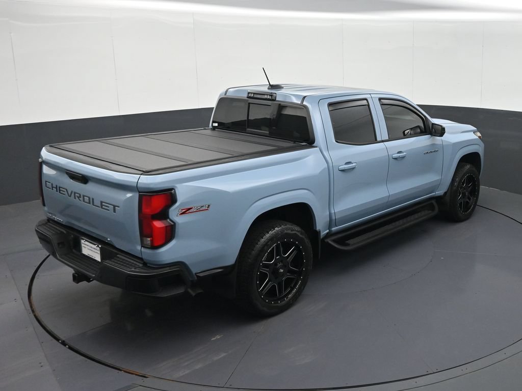 Used 2025 Chevrolet Colorado Z71 w/ Technology Package AWD/4WD image 28