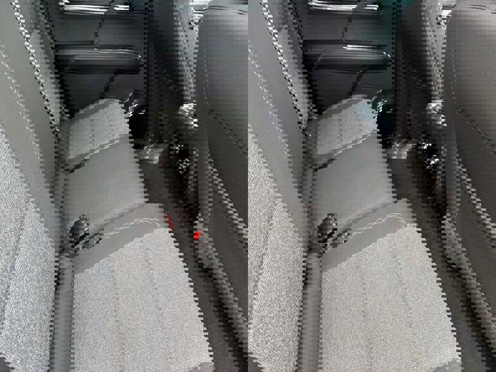 Used 2025 GMC Acadia Elevation image 11