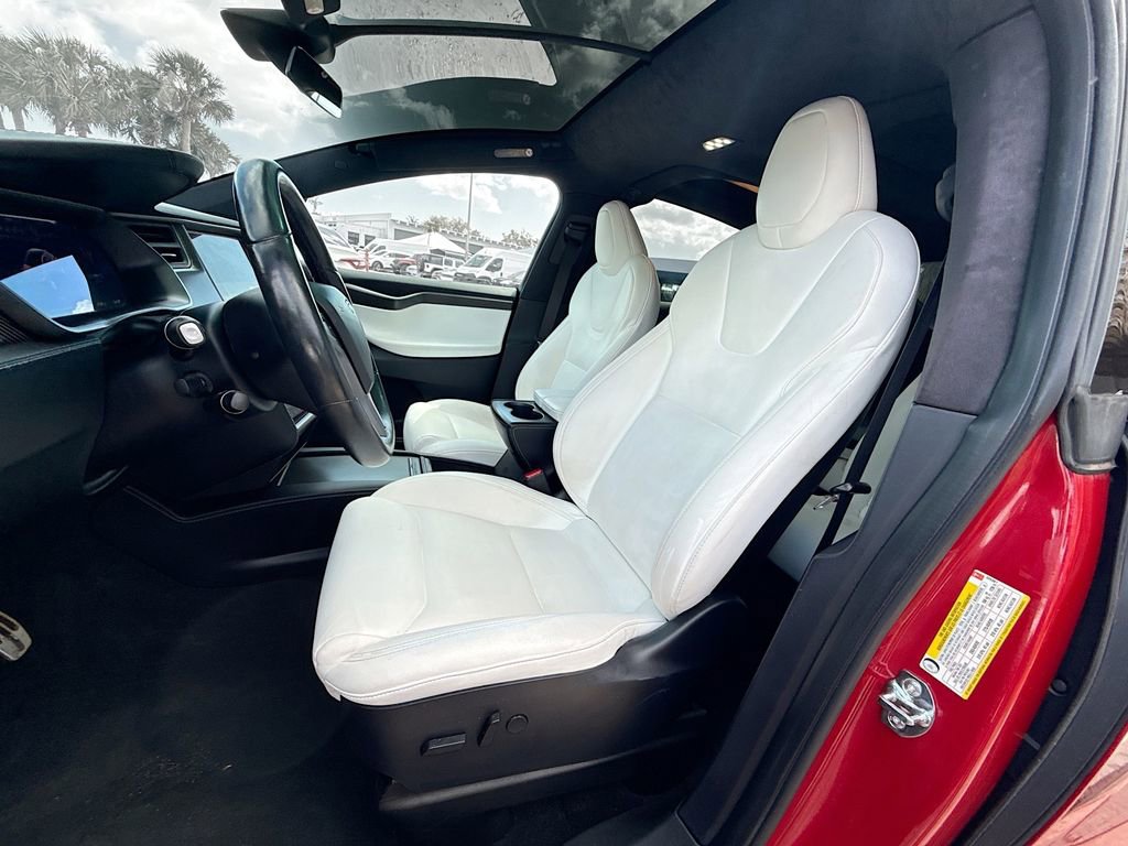 Used 2021 Tesla Model X Performance image 23