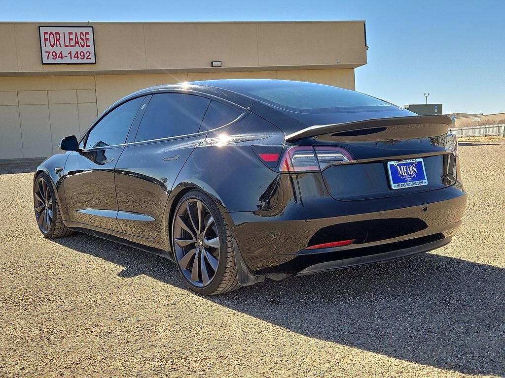 Used 2020 Tesla Model 3 Performance image 3
