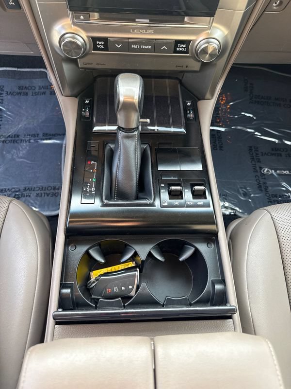 Used 2021 Lexus GX 460 Premium w/ Premium Package AWD/4WD image 23