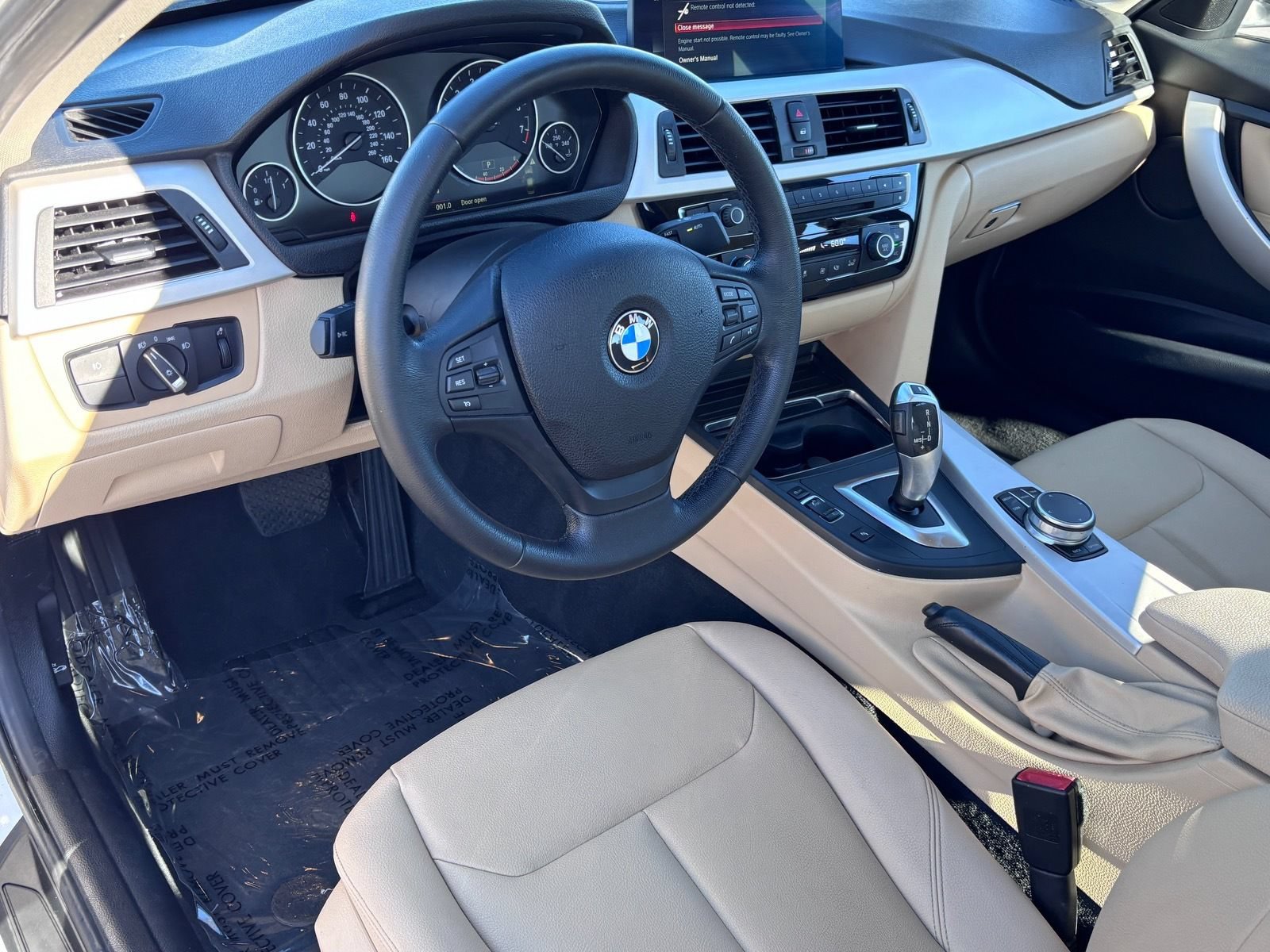 Used 2018 BMW 320i xDrive Sedan AWD/4WD image 17