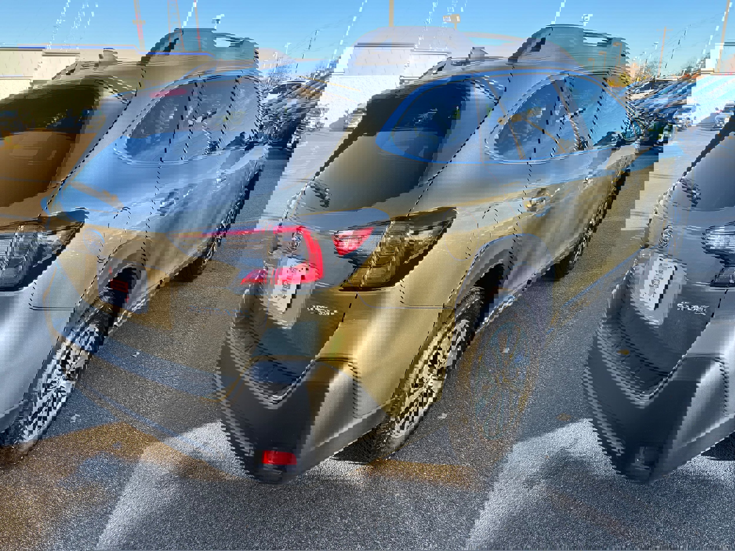 Used 2025 Subaru Outback Premium w/ Popular Package #1A image 7