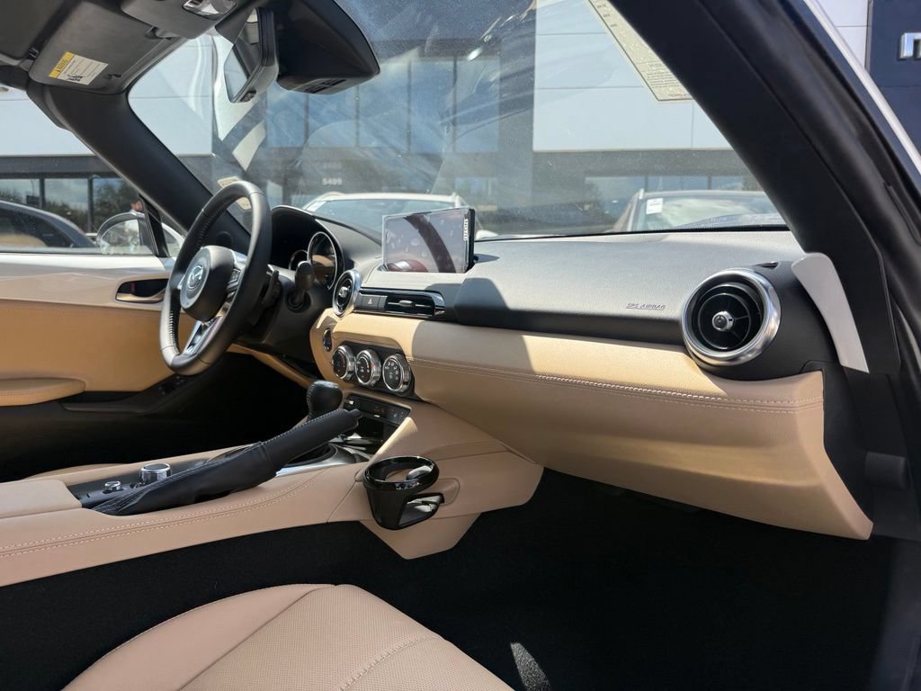 New 2026 MAZDA MX-5 Miata RF Grand Touring RWD image 15