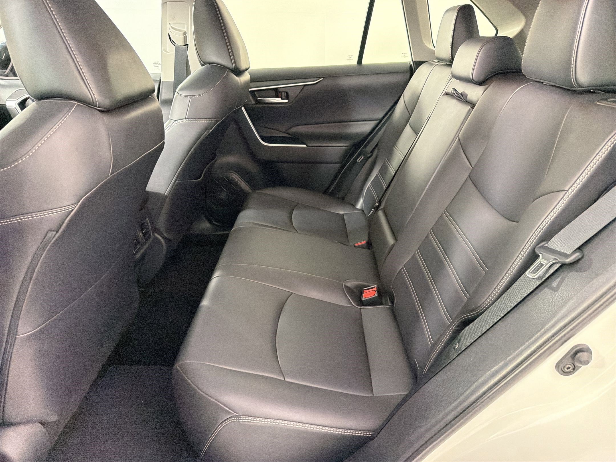 Used 2019 Toyota RAV4 XLE Premium w/ Advanced Technology Package FWD image 15