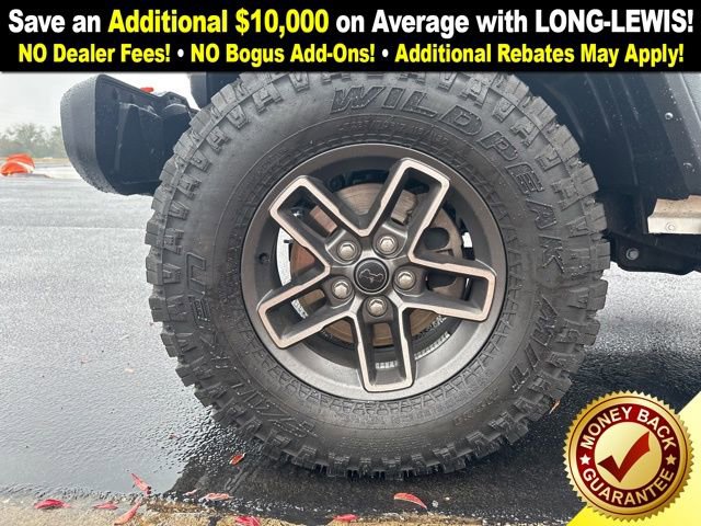 Used 2024 Jeep Gladiator Mojave w/ Technology Group image 26