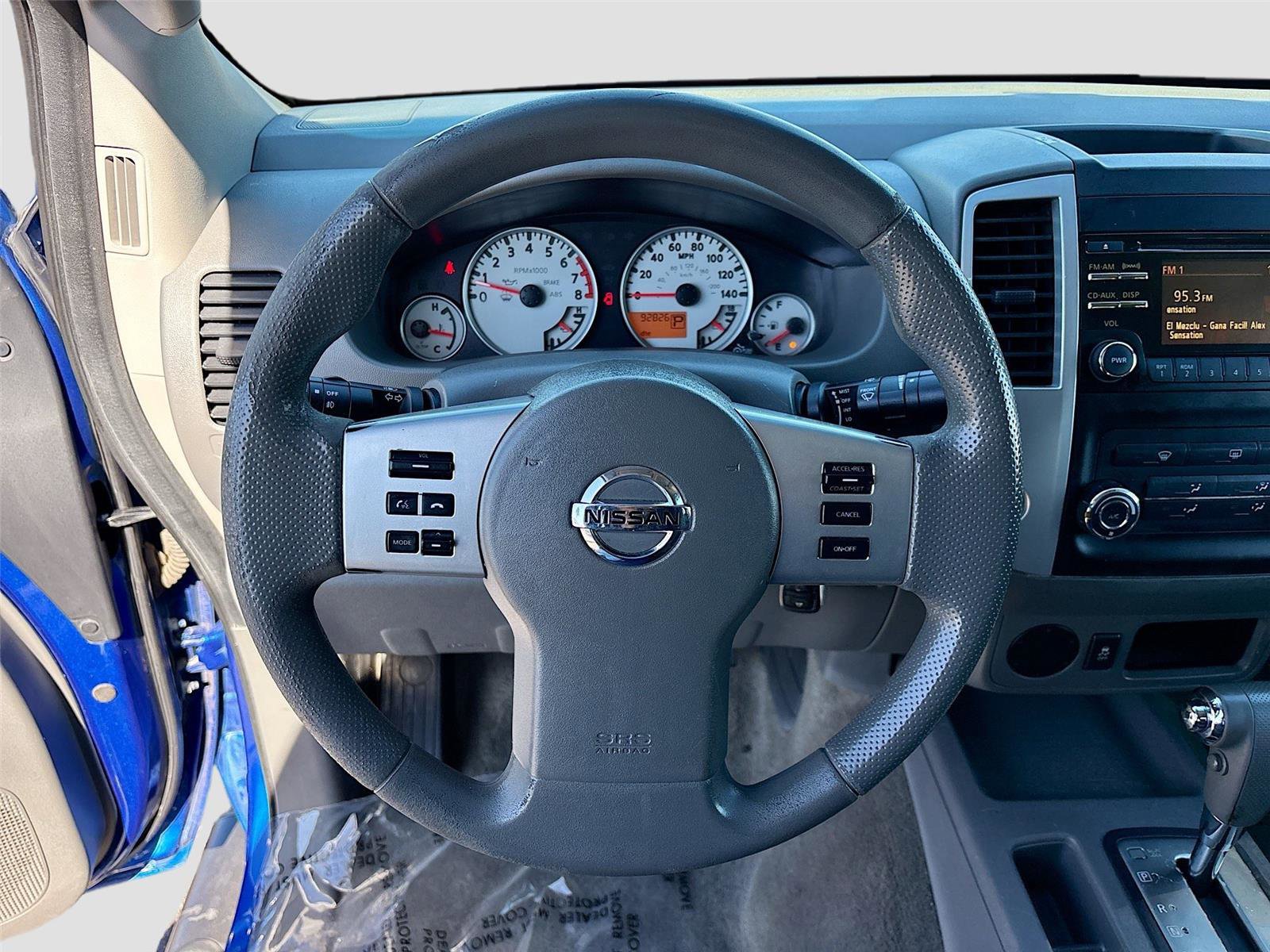 Used 2013 Nissan Frontier Desert Runner image 11