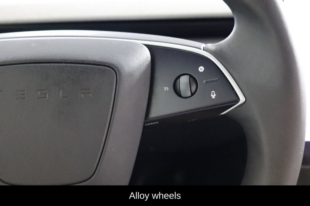Used 2026 Tesla Model Y Long Range AWD/4WD image 21