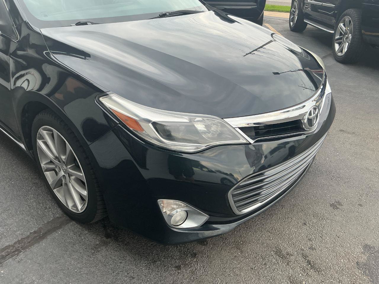Used 2015 Toyota Avalon XLE Touring FWD image 24