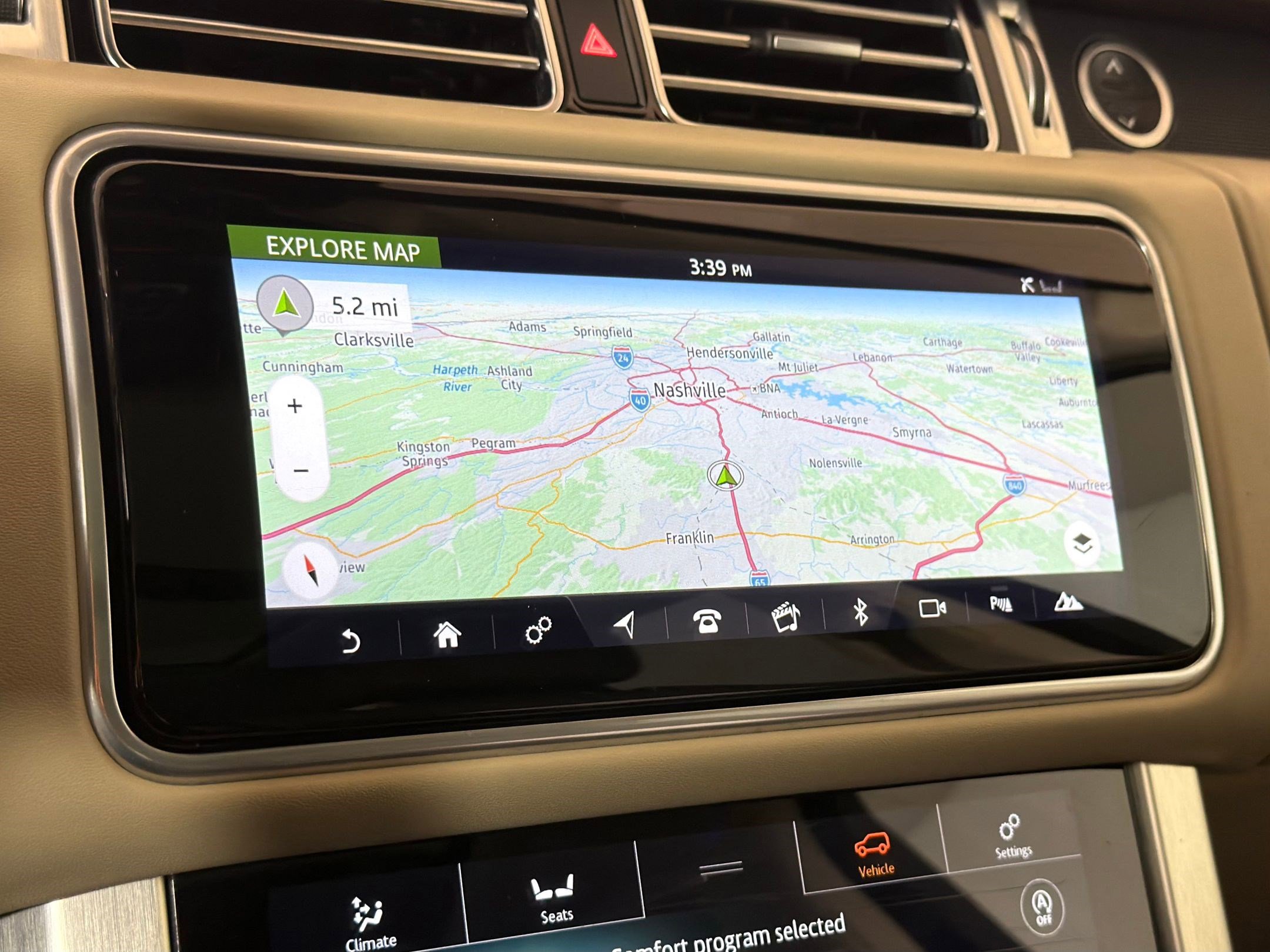 Used 2022 Land Rover Range Rover Westminster Edition image 27