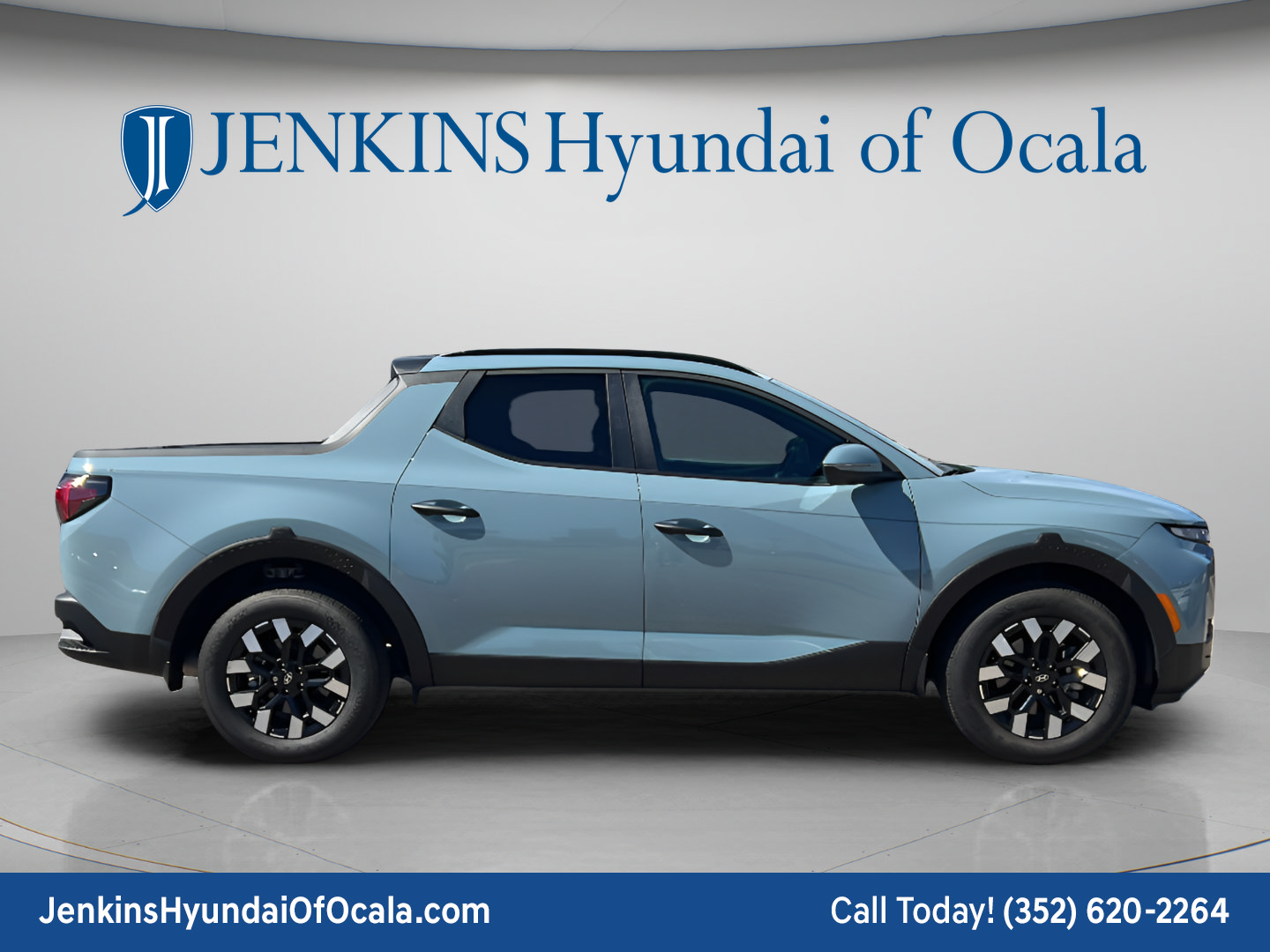 Certified 2025 Hyundai Santa Cruz SEL FWD image 2