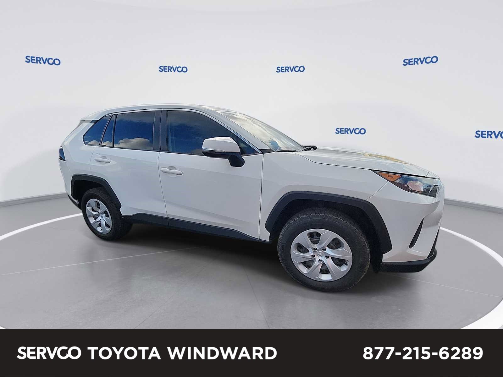 Used 2022 Toyota RAV4 LE FWD image 1