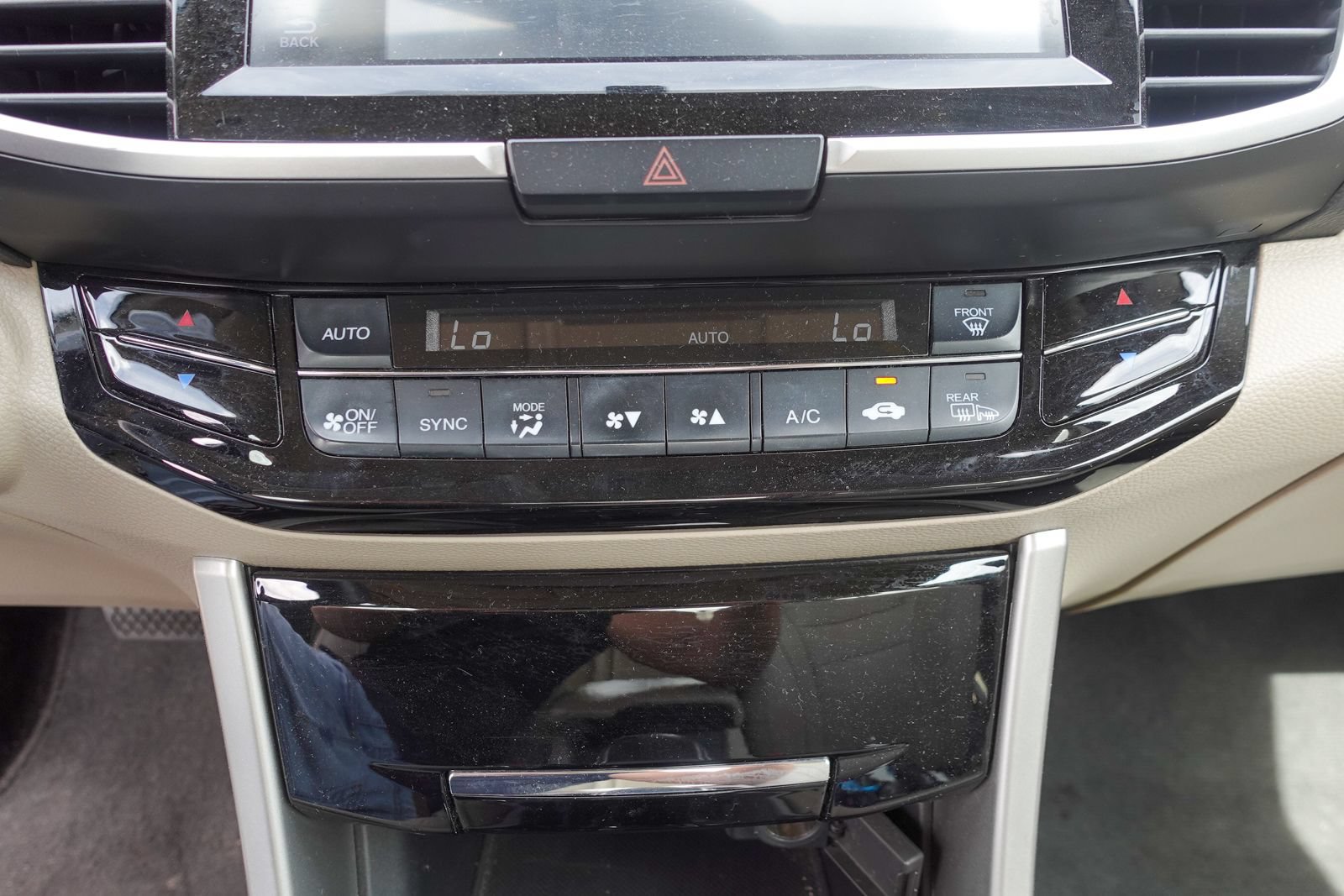 Used 2016 Honda Accord EX-L image 22