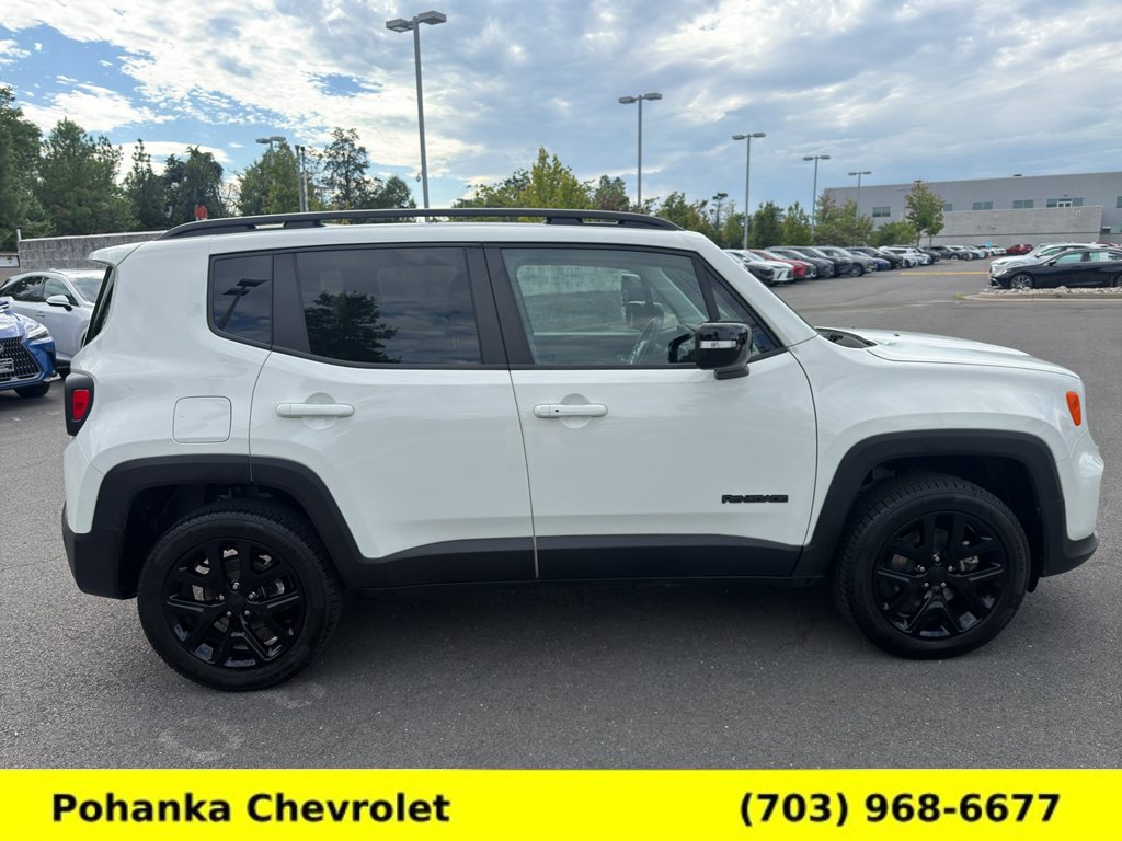 Used 2023 Jeep Renegade Altitude w/ Sun/Sound Group AWD/4WD image 8