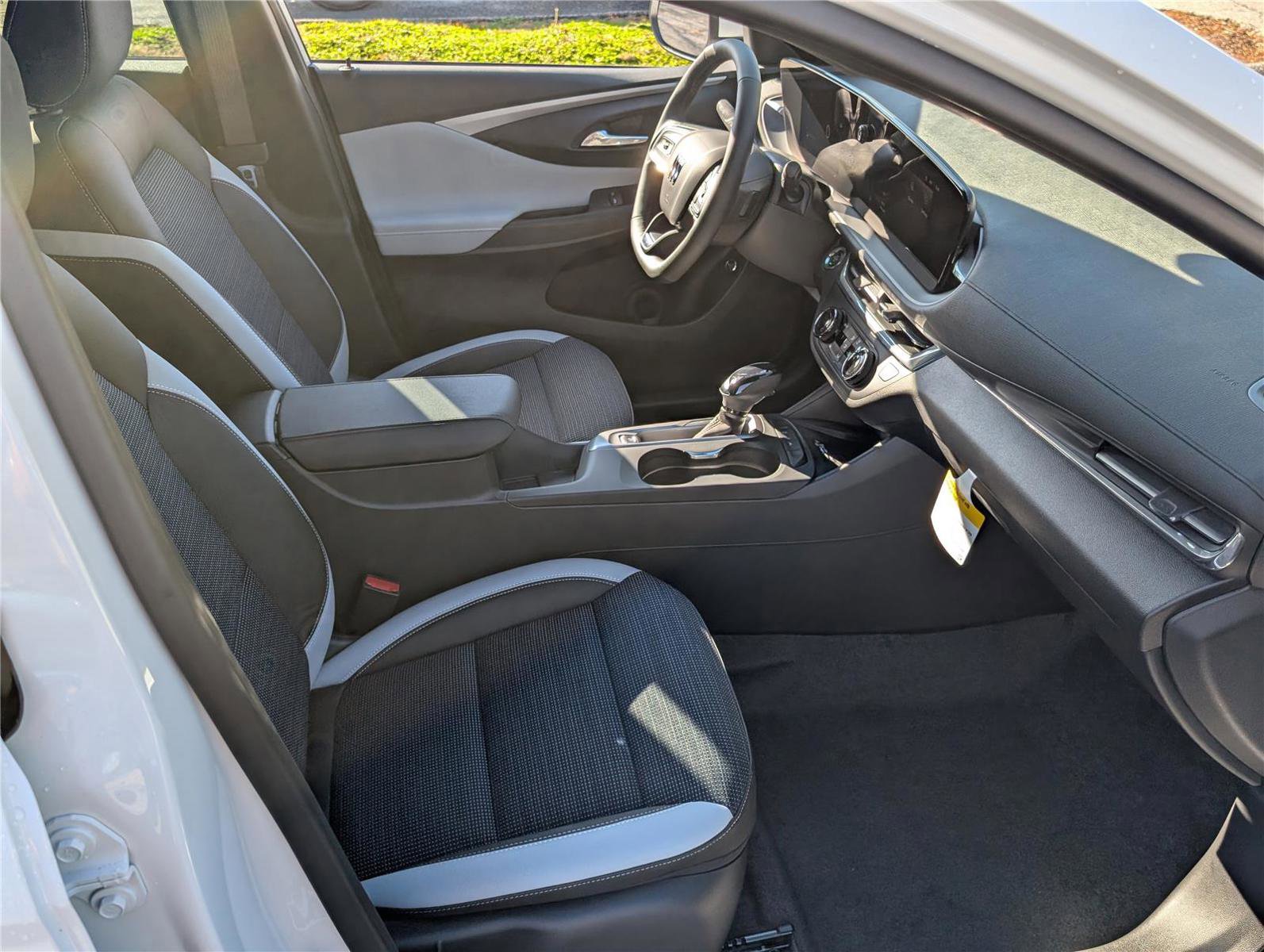 New 2026 Buick Envista Preferred w/ Convenience I Package image 6