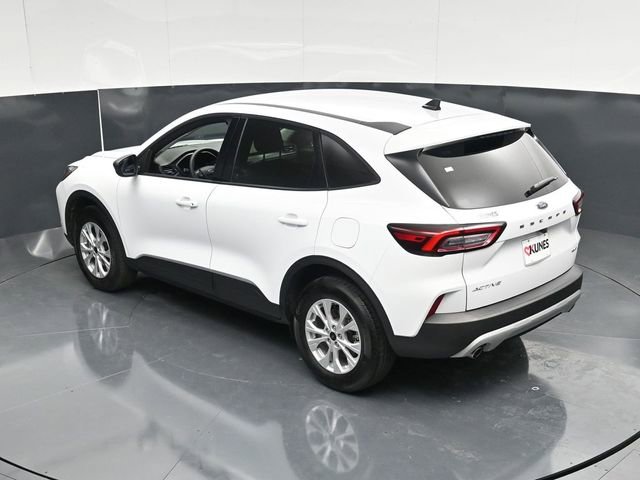 Used 2025 Ford Escape Active AWD/4WD image 47