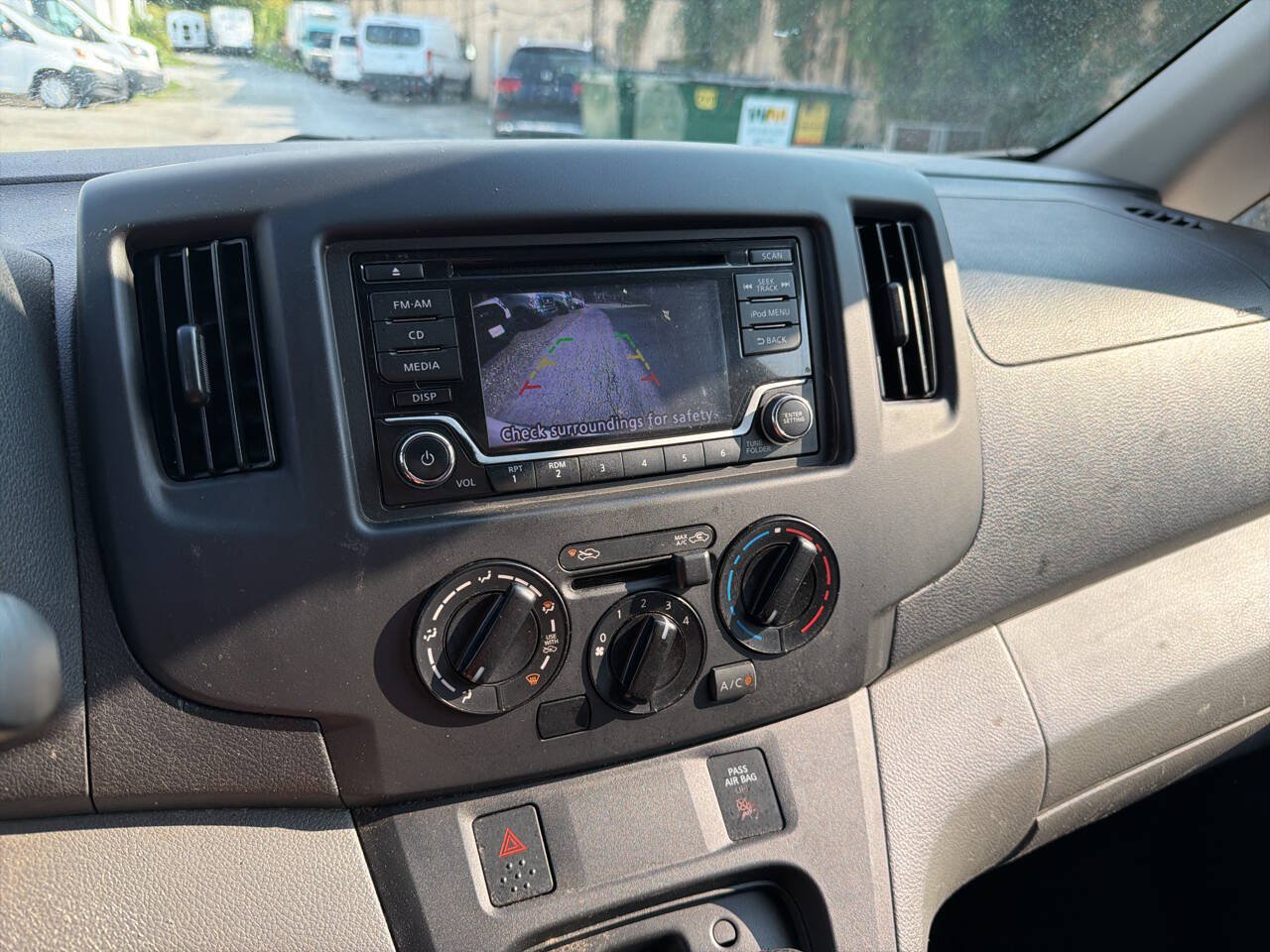 Used 2018 Nissan NV200 S FWD image 23