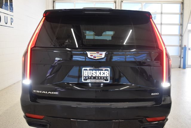 Used 2023 Cadillac Escalade ESV Sport Platinum AWD/4WD image 11