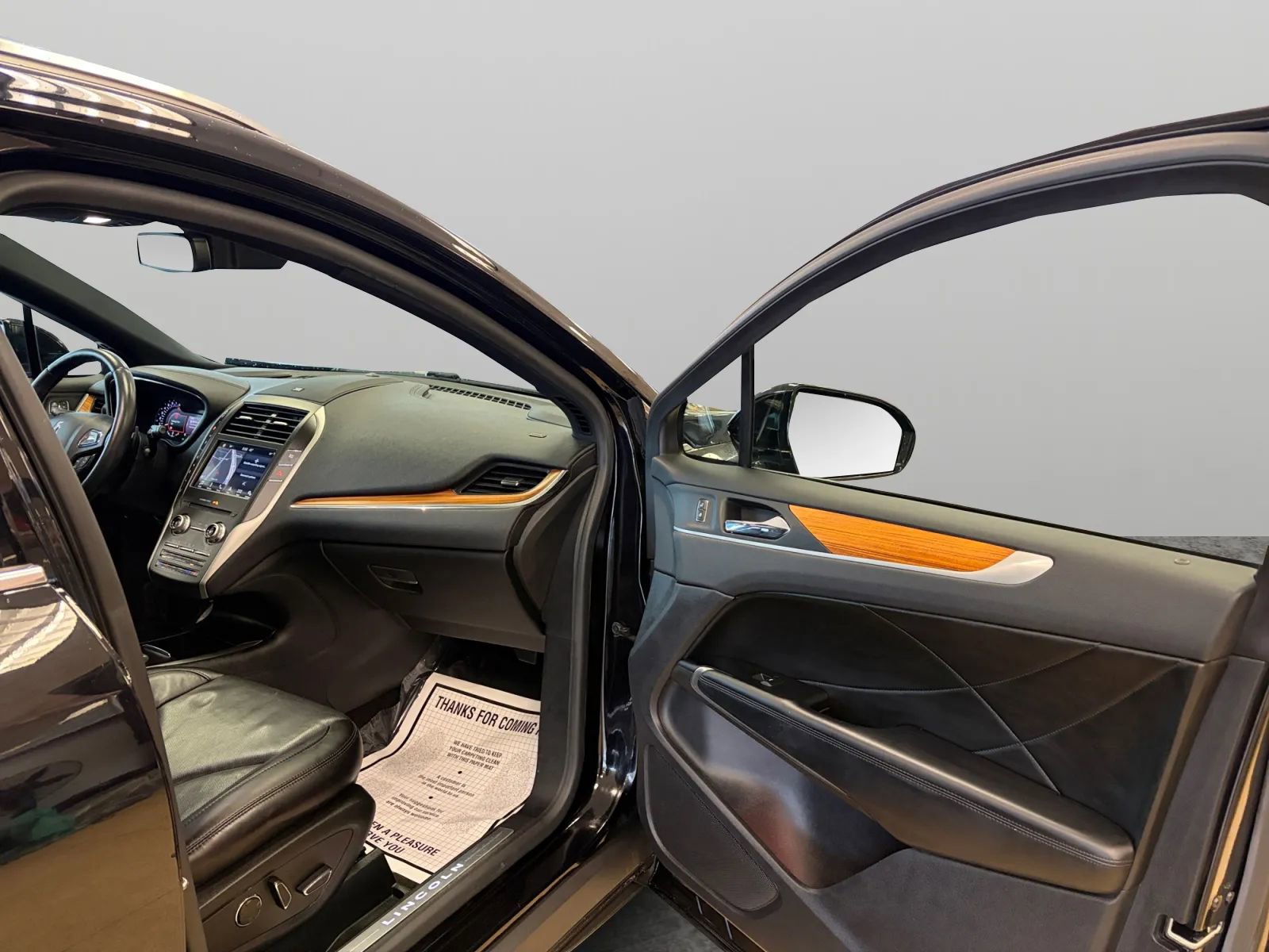 Used 2019 Lincoln MKC Reserve w/ MKC Climate Package AWD/4WD image 19