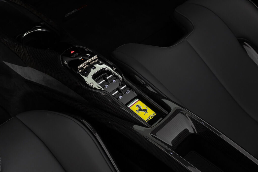 Used 2023 Ferrari 296 GTS image 39