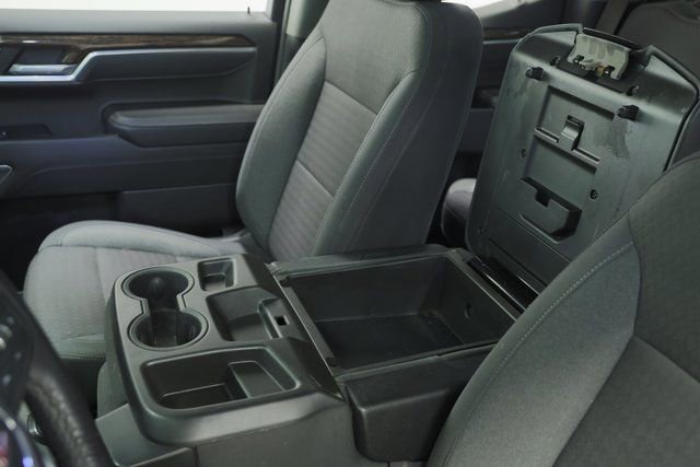 Used 2022 GMC Sierra 1500 Elevation image 32