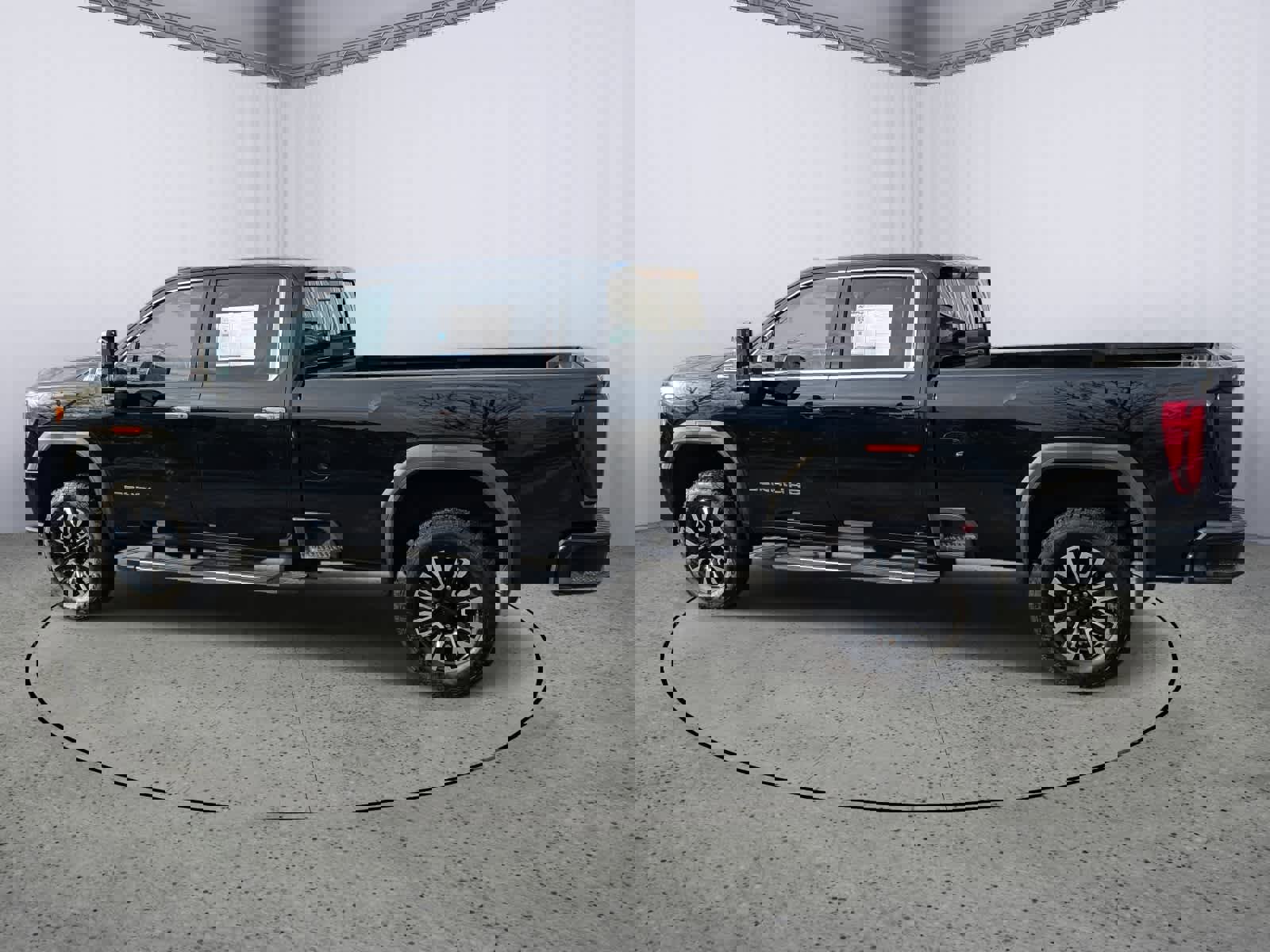 Used 2020 GMC Sierra 3500 Denali w/ Denali Ultimate Package image 5