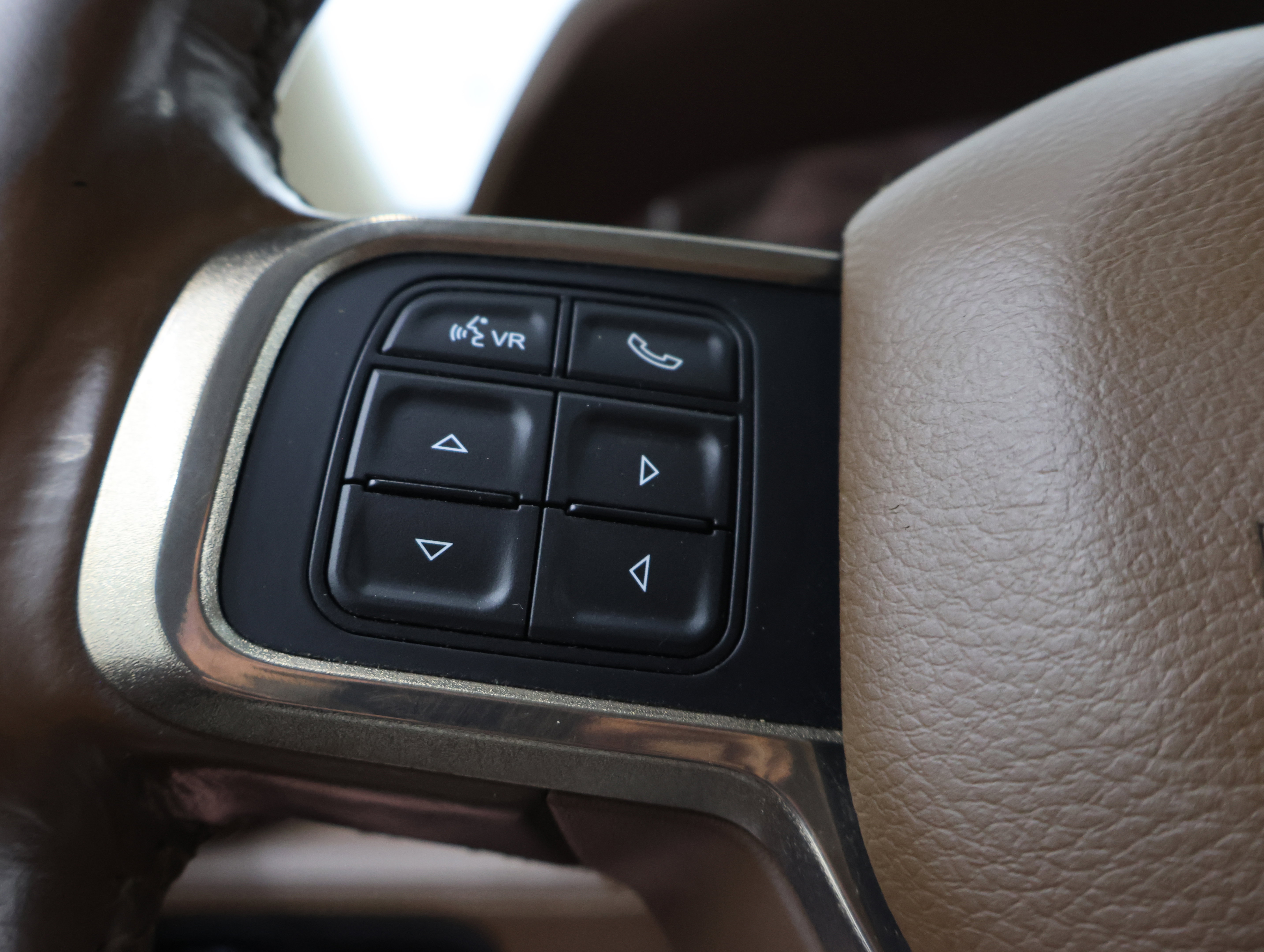 Used 2019 RAM 2500 Limited AWD/4WD image 15