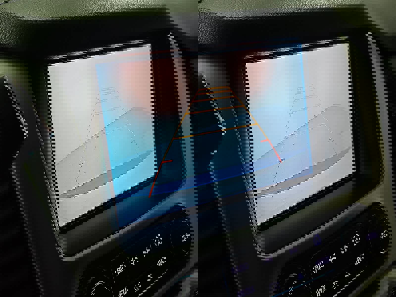 Used 2017 GMC Yukon XL SLE w/ HD Trailering Package image 29