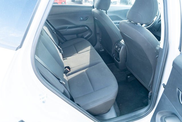 Used 2025 Hyundai Kona SEL AWD/4WD image 38
