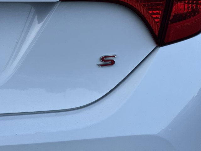 Used 2015 Toyota Corolla S FWD image 8