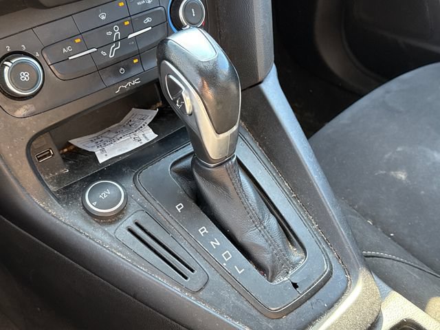 Used 2016 Ford Focus SE FWD image 30