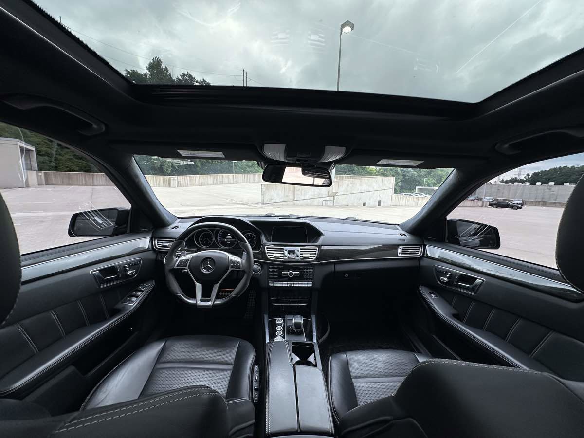 Used 2015 Mercedes-Benz E 63 AMG S-Model w/ Driver Assistance Package image 23