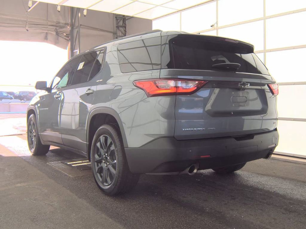 Used 2021 Chevrolet Traverse RS image 4