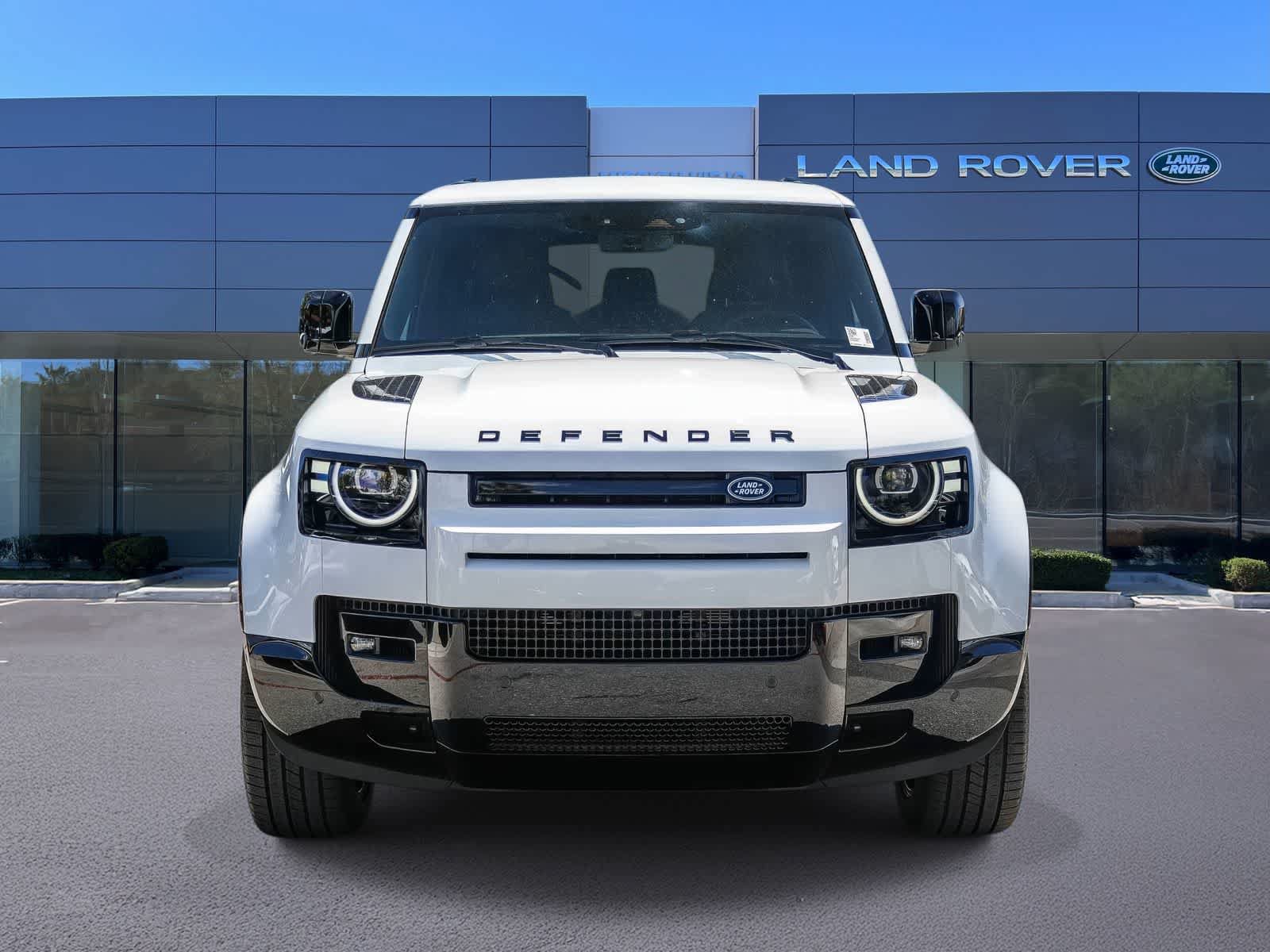 New 2026 Land Rover Defender 110 X-Dynamic SE AWD/4WD image 2