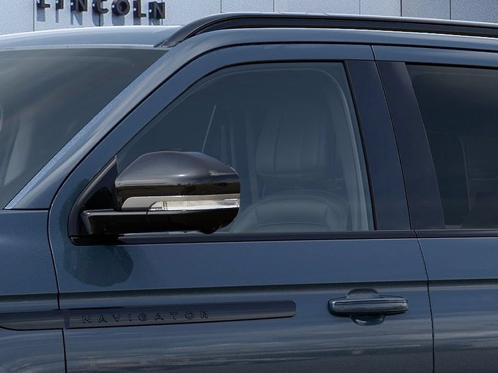 New 2027 Lincoln Navigator Reserve w/ Jet Appearance Package AWD/4WD image 20