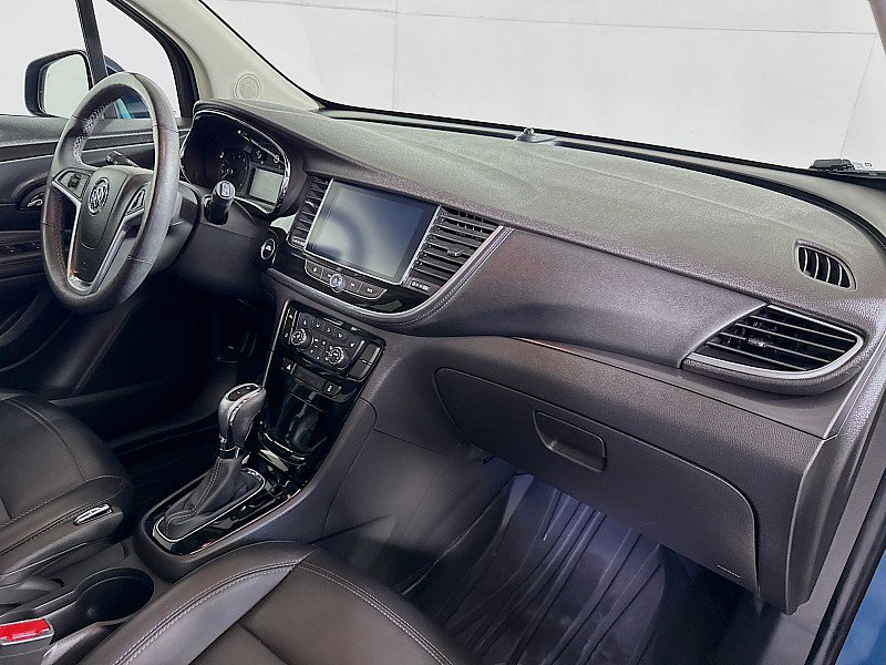 Used 2020 Buick Encore Essence w/ Experience Buick Package AWD/4WD image 29