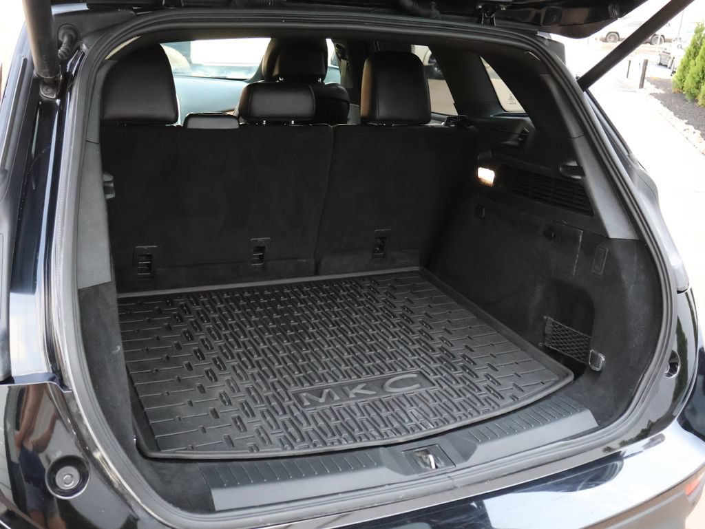 Used 2017 Lincoln MKC Reserve FWD image 7