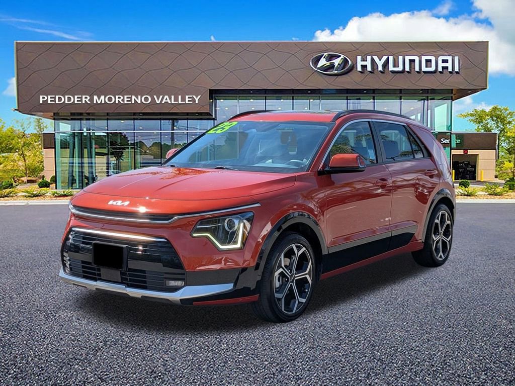 Used 2023 Kia Niro EX Touring image 8