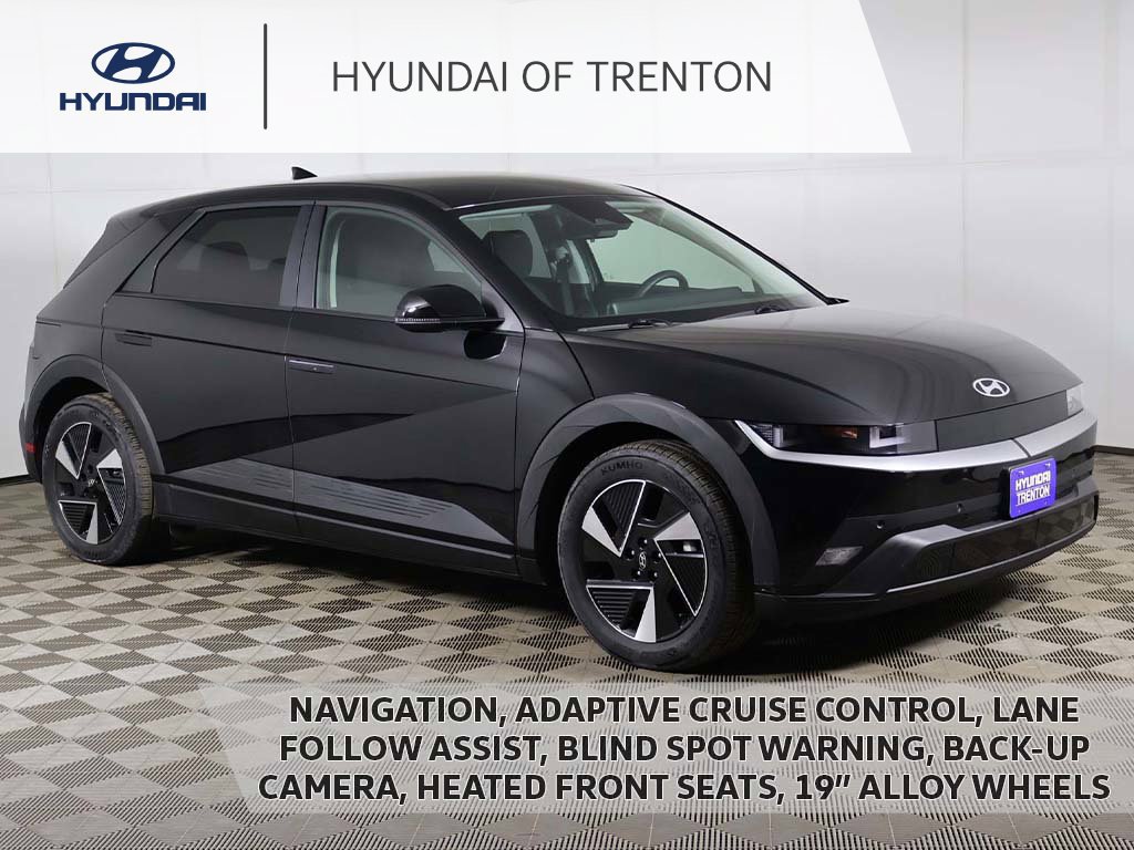 Used 2025 Hyundai Ioniq 5 SE RWD image 1