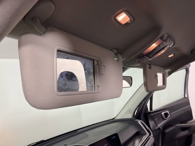 Used 2024 Kia Sorento S image 38