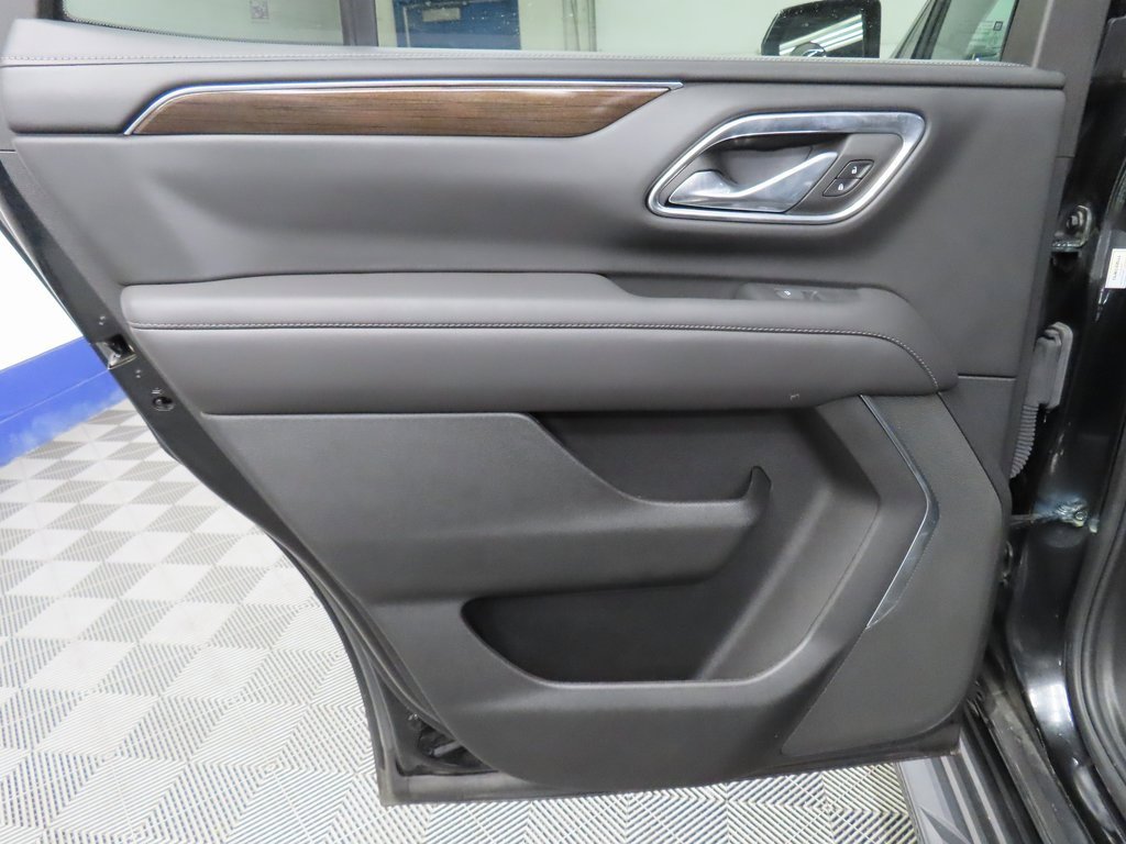 Used 2023 GMC Yukon SLE image 55