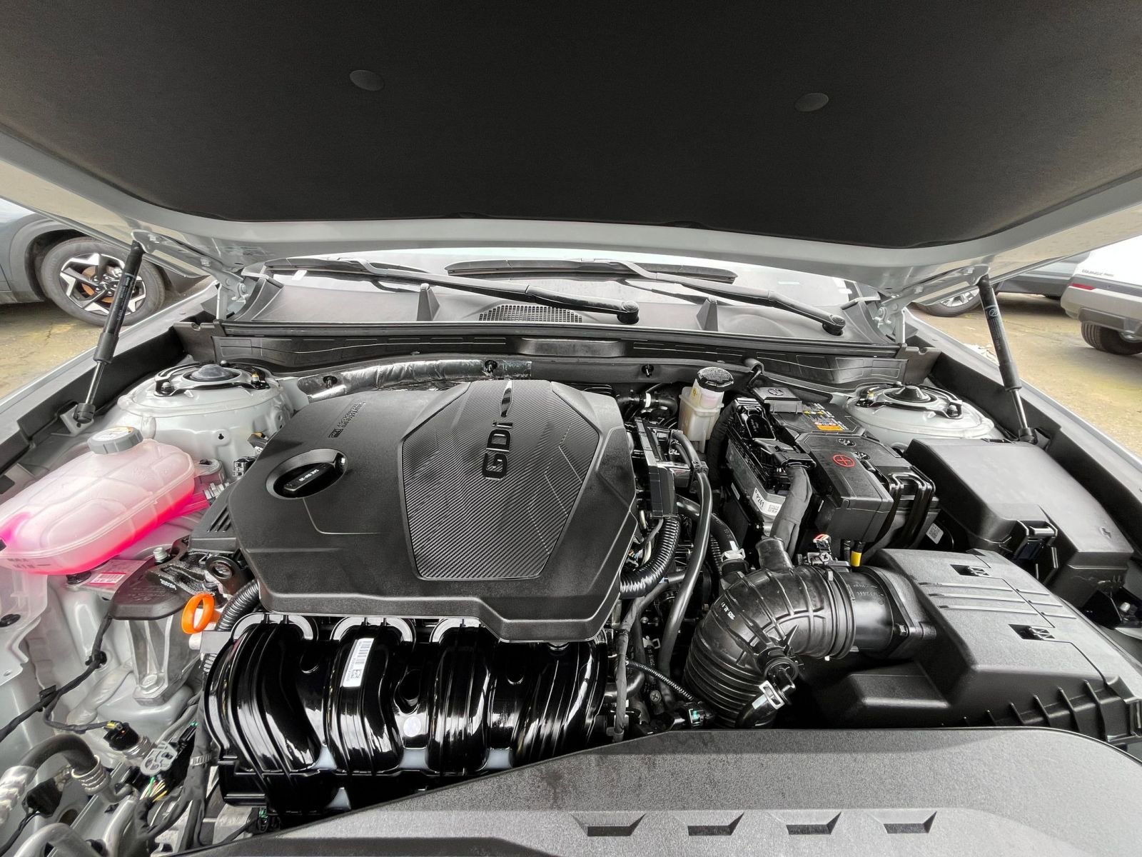 Used 2025 Hyundai Sonata SEL FWD image 33