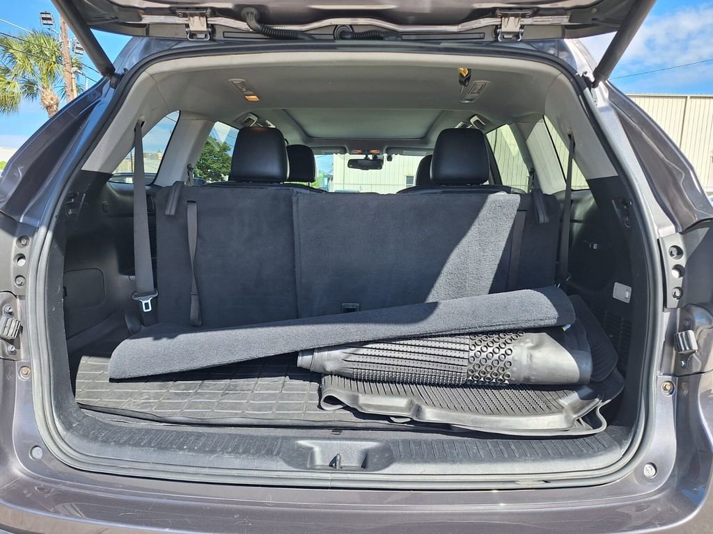 Used 2016 Toyota Highlander Limited Platinum image 14